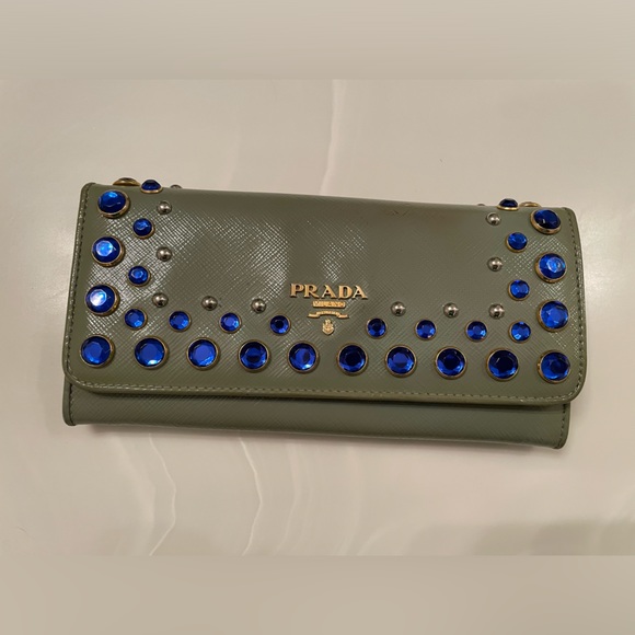 Authentic Prada Vernice Crystal Embellished Lux Lago Paint Green Leather Wallet - Picture 13 of 14